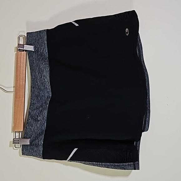 Champion Black & Gray Skorts Sise M - Picture 1 of 7